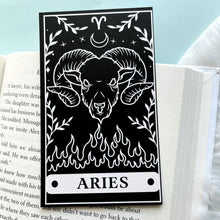 Load image into Gallery viewer, Zodiac Tarot Card [DEFECTIVE PRINTING]

