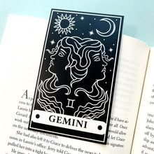 Load image into Gallery viewer, Gemini Tarot Card Zodiac [DEFECTIVE PRINTING]
